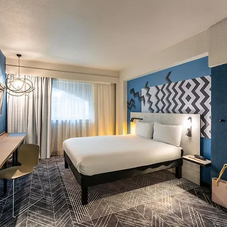 Ibis Styles Centre Meriadeck 3*