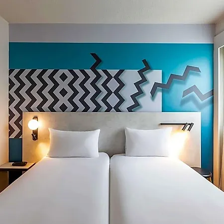 Ibis Styles Centre Meriadeck 3* בורדו