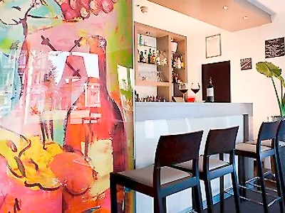 Ibis Styles Centre Mériadeck Hotel 3*