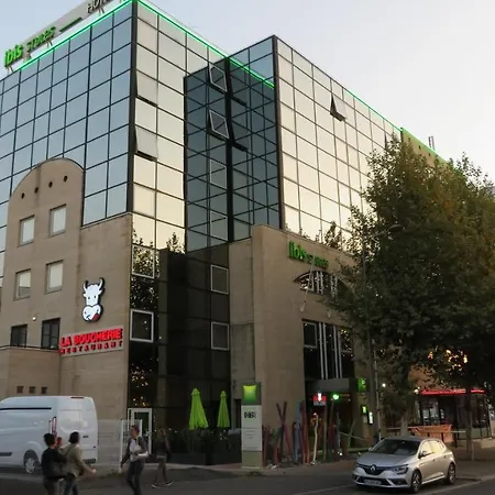 Ibis Styles Centre Meriadeck Hotel