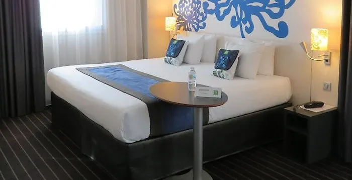 Ibis Styles Centre Meriadeck Otel 3*