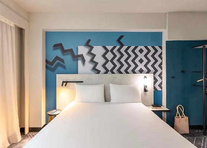 Ibis Styles Centre Mériadeck 3* Burdeos