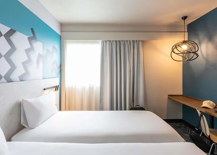 Ibis Styles Centre Meriadeck Hotel