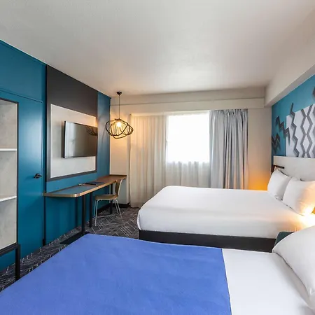 Ibis Styles Centre Meriadeck Hotel 3*