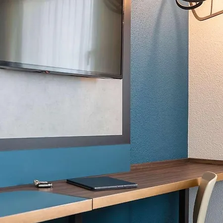 Hotel Ibis Styles Centre Meriadeck 3*