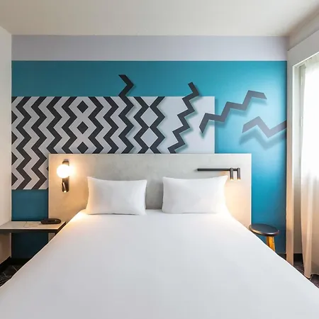 Ibis Styles Centre Meriadeck Otel