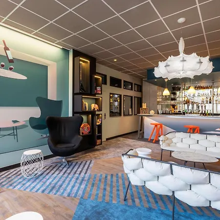 Otel Ibis Styles Centre Meriadeck 3*